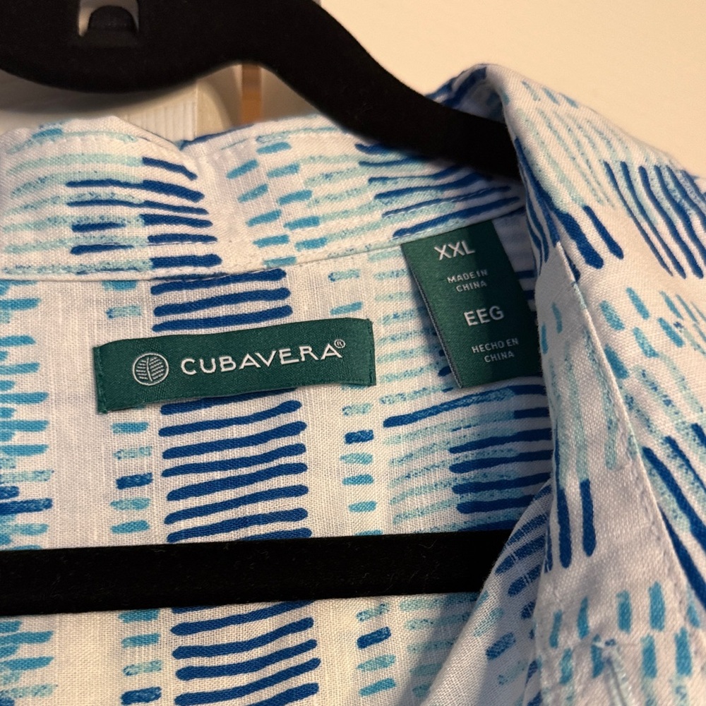 Cubavera Blue and White Patterned Men's Shirt - Picture 2 of 6